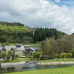 بيت للعطل Bievre Forest-edge Retreat