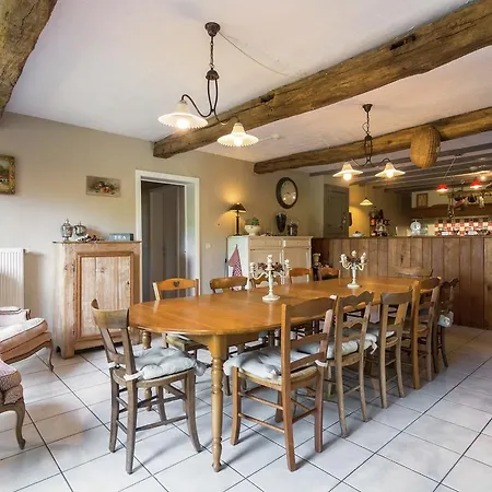 Bievre Forest-edge Retreat * Bellefontaine