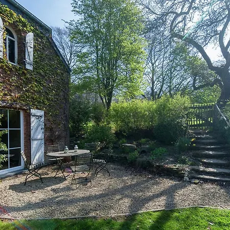 Spacious Cottage With Backyard And Large Garden * Bellefontaine