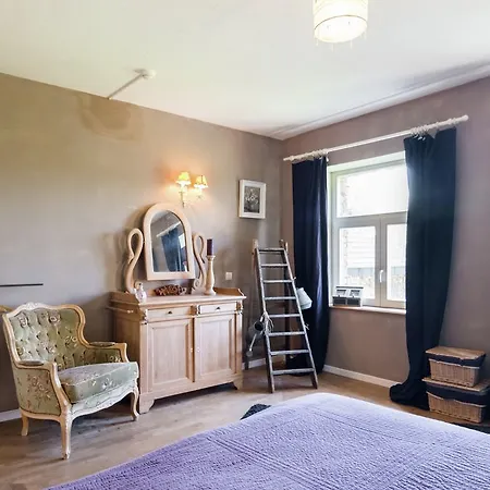 Bievre Forest-edge Retreat * Bellefontaine